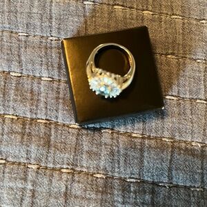 Avon ring